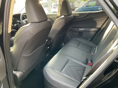 صورة مصغرة 35 لـ 2022 Lexus NX