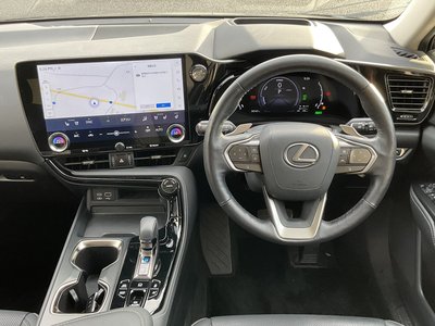 صورة مصغرة 14 لـ 2022 Lexus NX