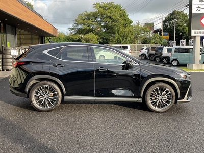 صورة مصغرة 8 لـ 2022 Lexus NX