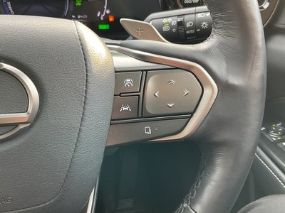 صورة مصغرة 17 لـ 2022 Lexus NX