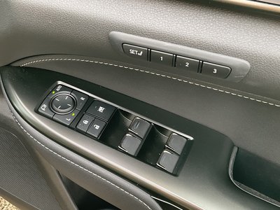 صورة مصغرة 25 لـ 2022 Lexus NX