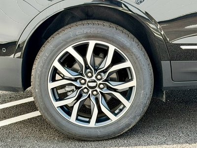 2026 Cadillac XT5 photo 5