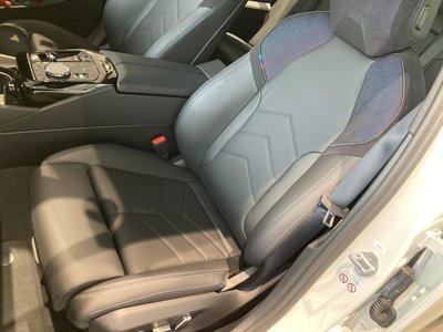 2025 BMW 5 SERIES TOURING 缩略图 22