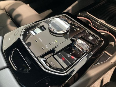2025 BMW 5 SERIES TOURING 缩略图 34