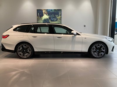 2025 BMW 5 SERIES TOURING 照片 6