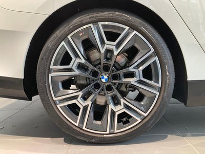 2025 BMW 5 SERIES TOURING 照片 8