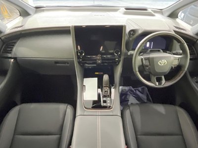 2025 Toyota VELLFIRE photo 2