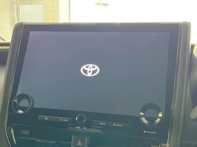2025 Toyota VELLFIRE photo 3