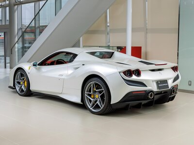 صورة مصغرة 17 لـ 2022 Ferrari F8 SPIDER