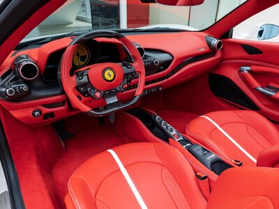 صورة مصغرة 33 لـ 2022 Ferrari F8 SPIDER