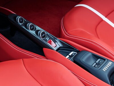 صورة مصغرة 45 لـ 2022 Ferrari F8 SPIDER