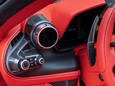 صورة مصغرة 44 لـ 2022 Ferrari F8 SPIDER