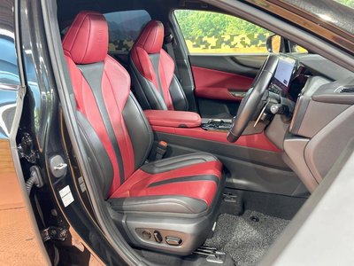 صورة 8 لـ 2023 Lexus NX