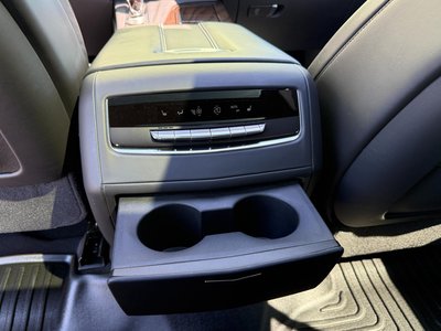 2021 Cadillac ESCALADE 照片 46