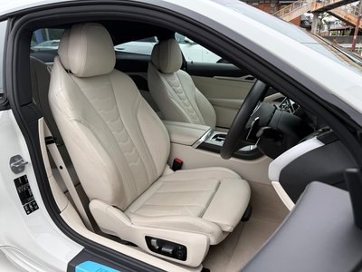 2019 BMW 8 SERIES photo 6