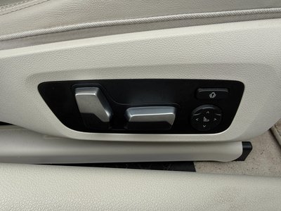 2019 BMW 8 SERIES photo 10