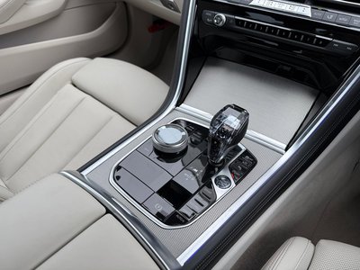 2019 BMW 8 SERIES thumbnail 34