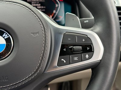 2019 BMW 8 SERIES photo 16