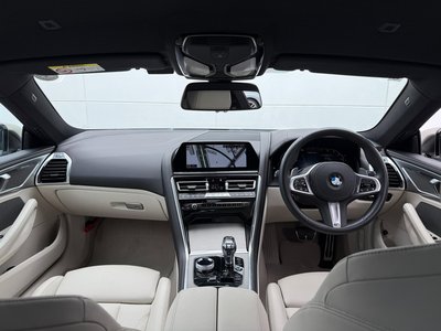 2019 BMW 8 SERIES photo 13