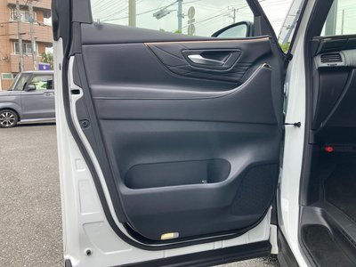 2025 Toyota ALPHARD — фото 44