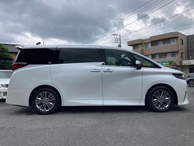 2025 Toyota ALPHARD — фото 15