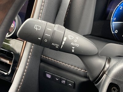 2025 Toyota ALPHARD — фото 25