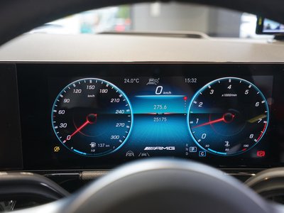 2021 Mercedes-BENZ GLA AMG photo 11