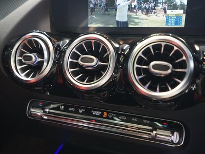 2021 Mercedes-BENZ GLA AMG photo 14