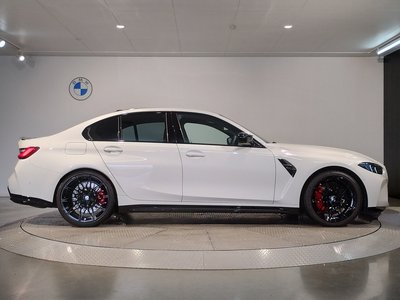 2025 BMW M3 SEDAN photo 11