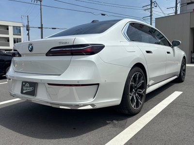 2025 BMW 7 SERIES photo 3