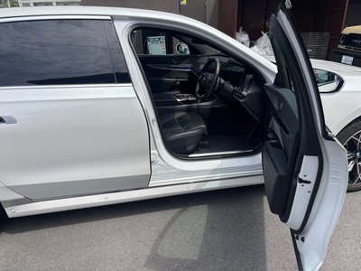 2025 BMW 7 SERIES thumbnail 30