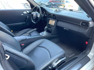 2011 Porsche 911 photo 9