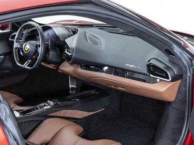 صورة 12 لـ 2023 Ferrari 296 GTB