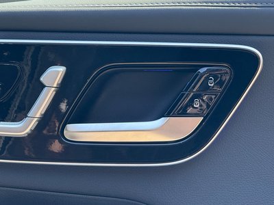 2025 Mercedes-BENZ GLC thumbnail 29