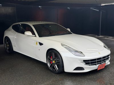 2015 Ferrari FF 照片 10