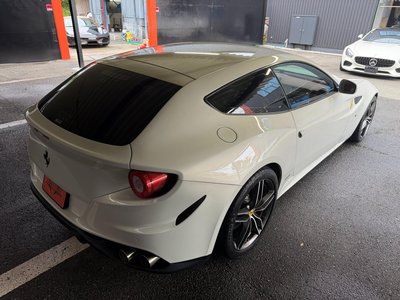 2015 Ferrari FF 照片 12