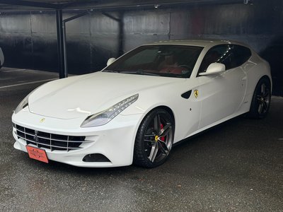 2015 Ferrari FF 照片 11