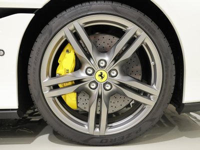 2020 Ferrari PORTOFINO — миниатюра 12