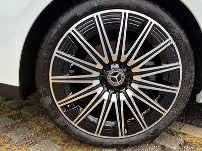 2025 Mercedes-BENZ CLE photo 7