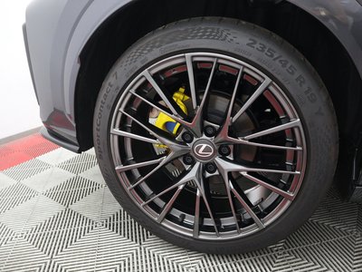 2025 Lexus LBX — миниатюра 41