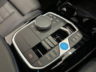 2025 BMW IX3 thumbnail 28