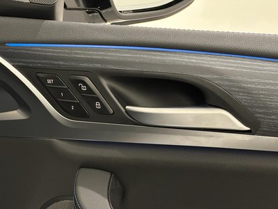 2025 BMW IX3 thumbnail 19
