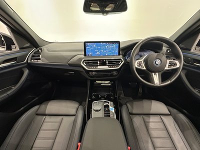 2025 BMW IX3 thumbnail 42