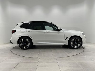 2025 BMW IX3 photo 8