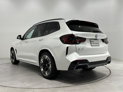 2025 BMW IX3 photo 11