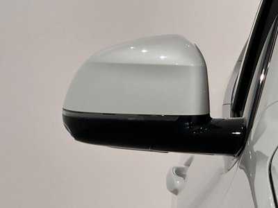 2025 BMW IX3 photo 14