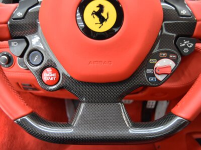 2014 Ferrari 458 SPIDER — миниатюра 18