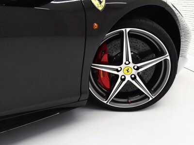2014 Ferrari 458 SPIDER — миниатюра 21