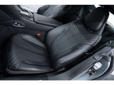 صورة مصغرة 44 لـ 2019 Aston Martin DB11