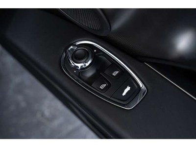 صورة مصغرة 69 لـ 2019 Aston Martin DB11